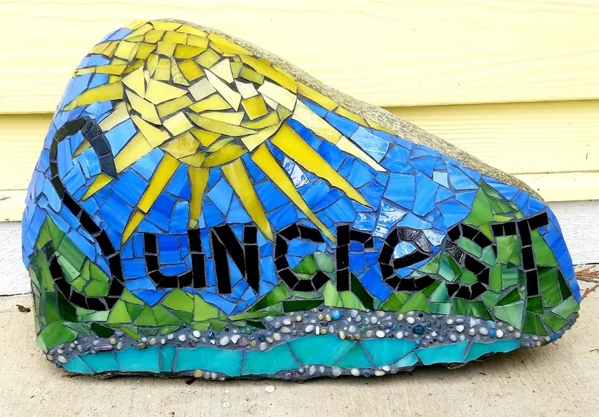 Mountain View Suncrest House - Image 1