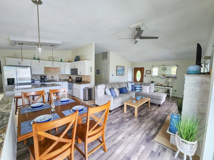 Ocean Parkway Retreat - Image 1