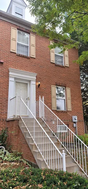 Charming 3-Bedroom Home Near Downtown Frederick - Image 1
