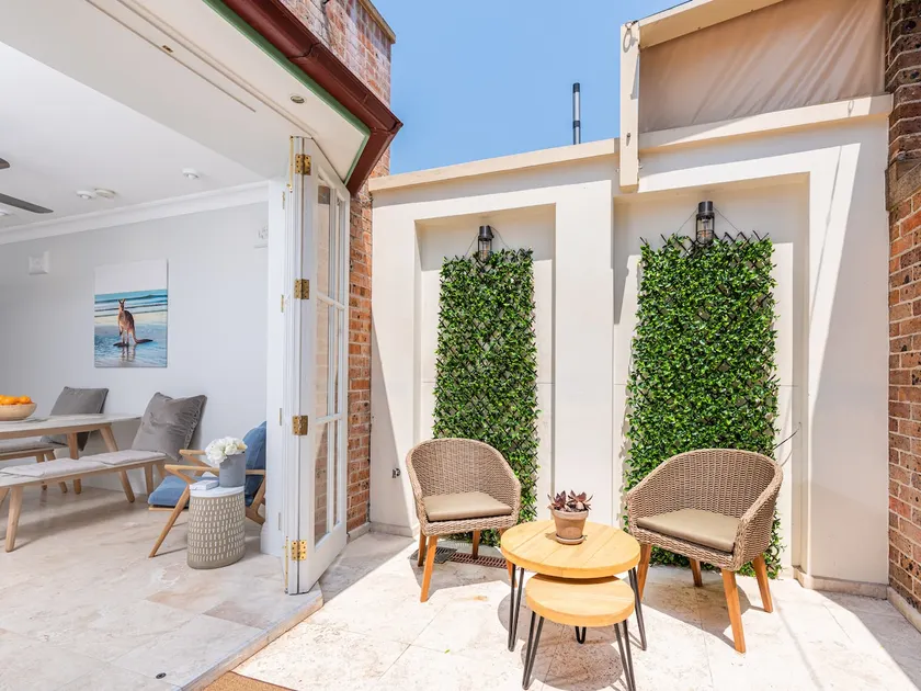 Charming Surry Hills House on Bourke - Image 1