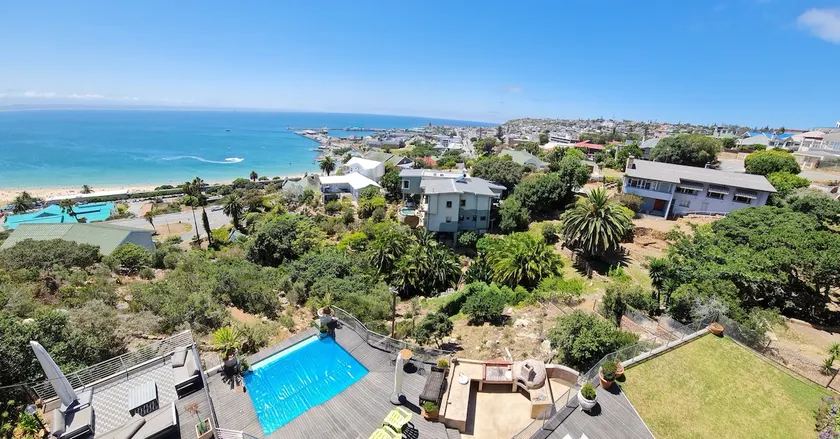 Beach views - Image 1