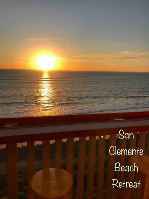 Sea Glass Beach Retreat - Image 1