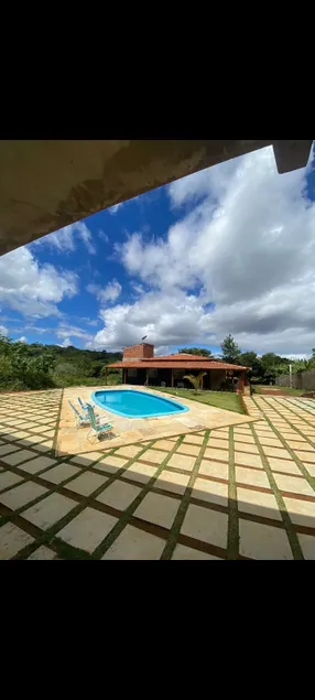 Farm 3 km from downtown with attractions for children - Image 1