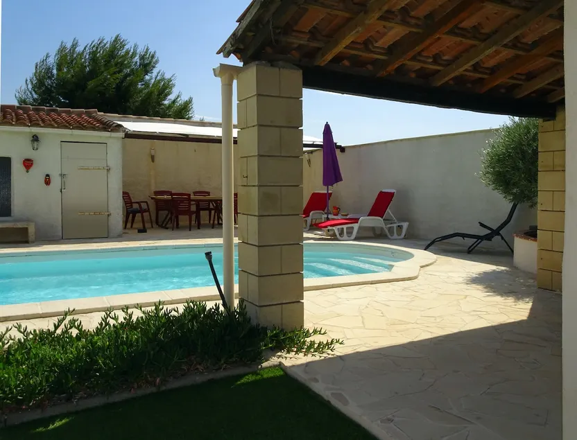 Unabhängiges Studio L'Obrador 25 m2, Blick auf Garten und Terrasse + Zugang zum Pool - Image 1