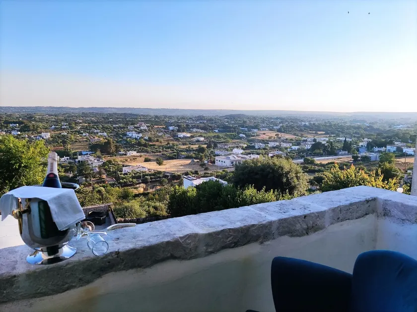Suite with stunning views of the Valle D'Itria - Image 1