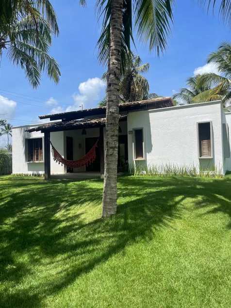 Charming Cajarana House, Milagres seafront - Image 1