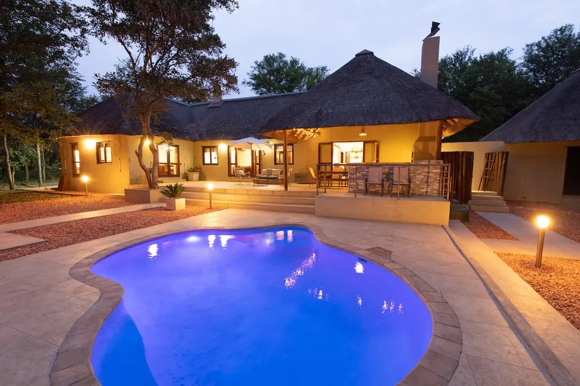 Kingly Bush Villa - Private Golf & Wildlife Villa - Image 1