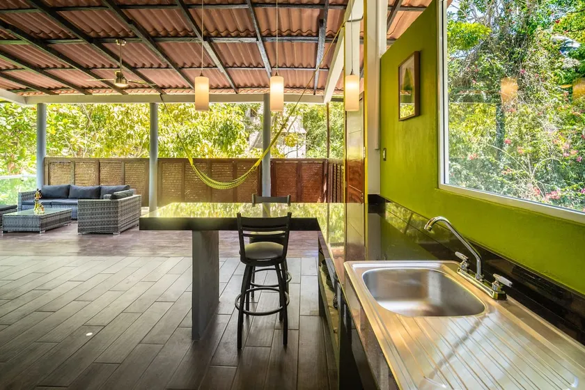 Yelapa Treetop Getaway: Casa Cielo Rojo (with AC) - Image 1