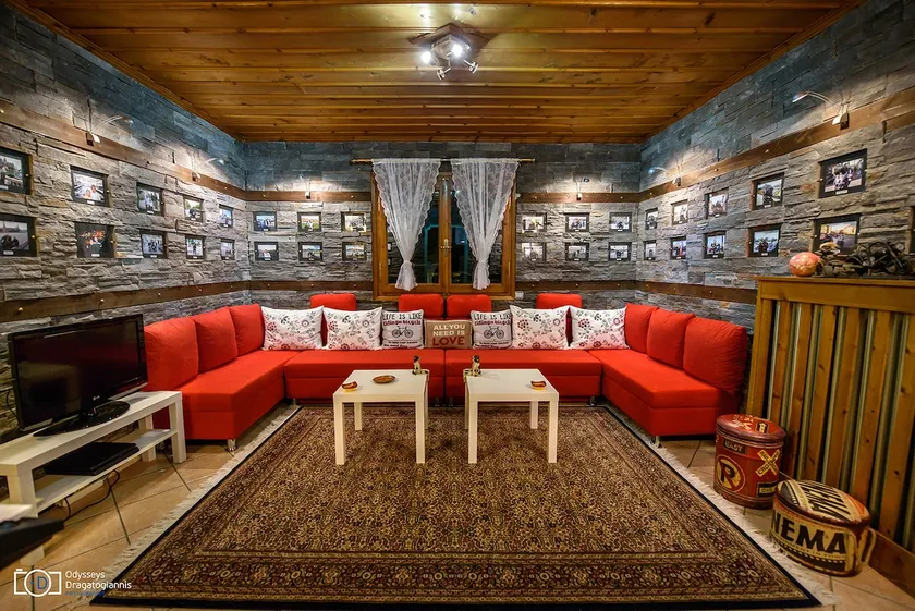 Traditional detached house with passion. - Image 1