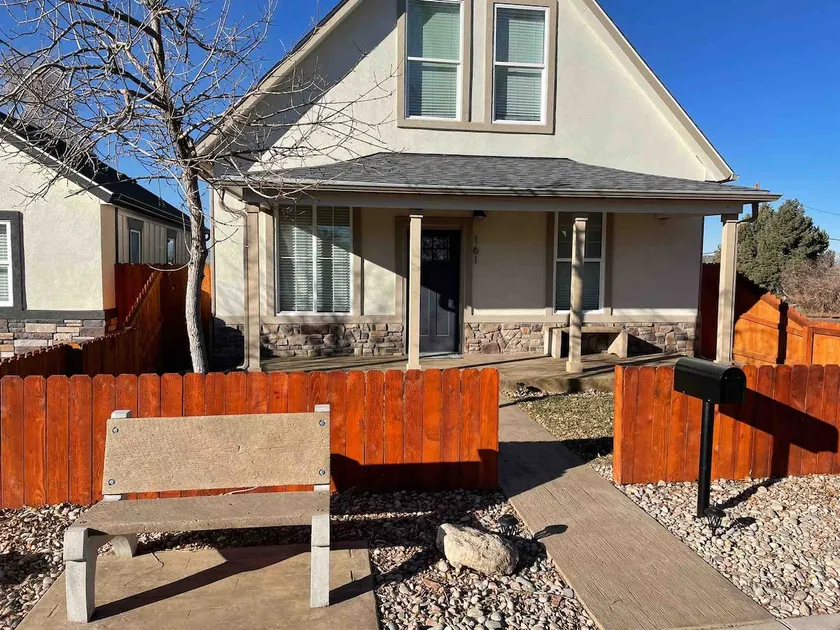 Main St. Retreat - Image 1