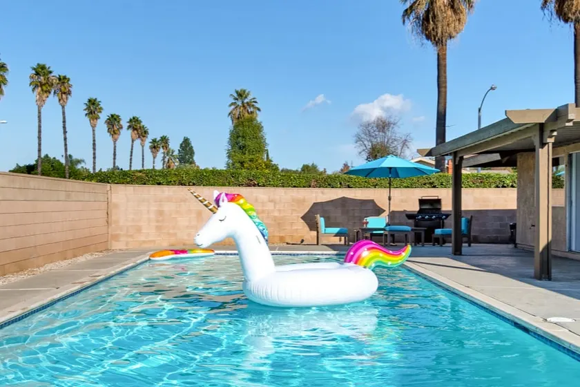 Spacious Pool | Hot Tub | Pool Table | BBQ Grill | Basketball - Image 1