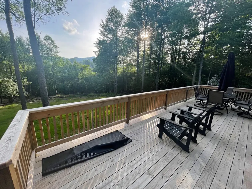 Brand NEW 3BR Geothermal Cottage w/hot tub - Image 1