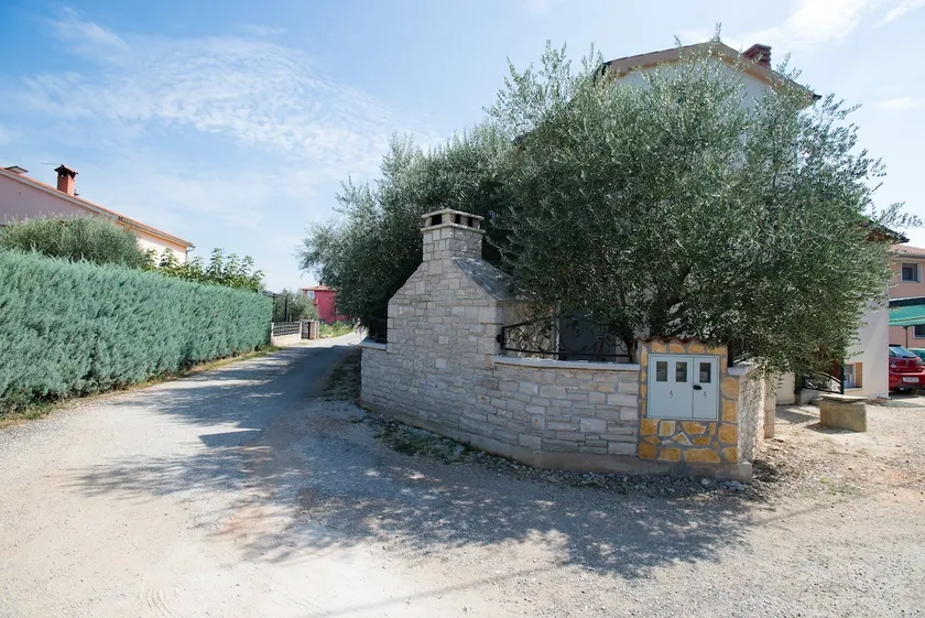 House Olive - 3 bedrooms, 300m to the beach - Image 1