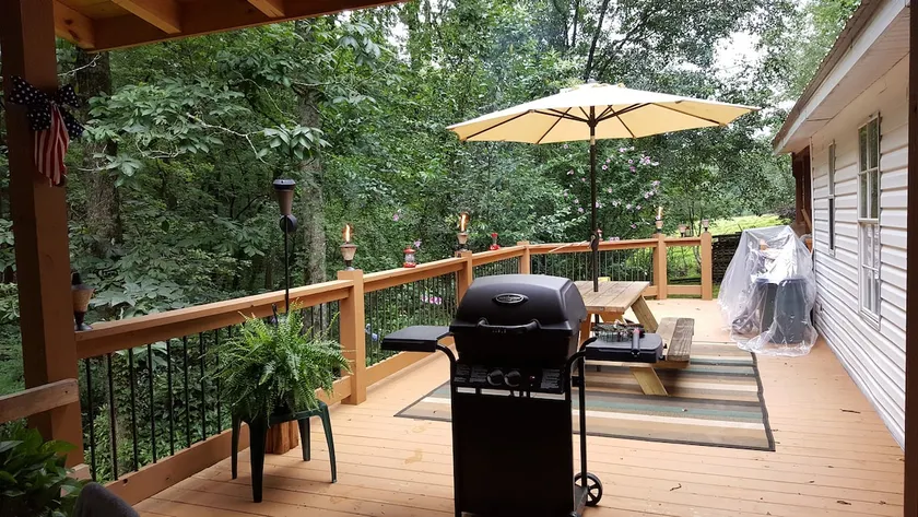 Tiger Creek Retreat, The cabin for you & your pets - Image 1