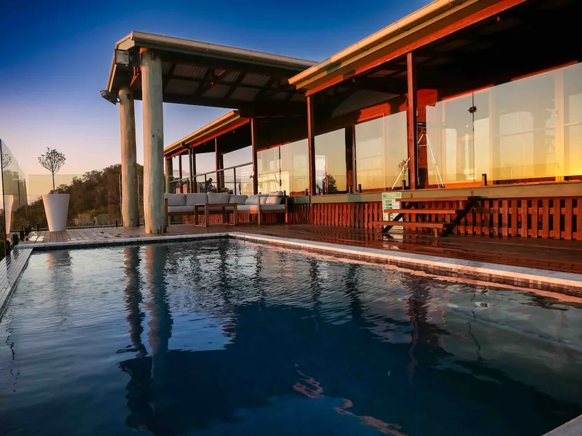 Luxury Hilltop Retreat | Heated Infinity Pool - Image 1