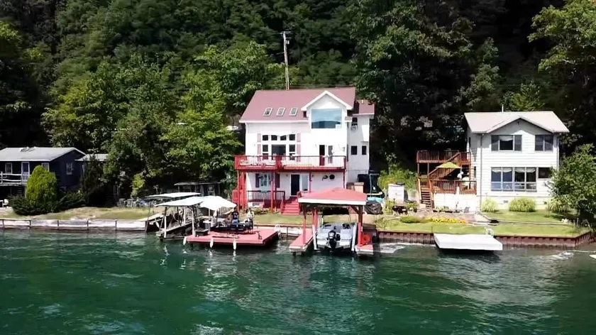 Cozy Cozy Cottage ~ Perfect Location On West Keuka Lake ~ Private Dock!  - Image 1