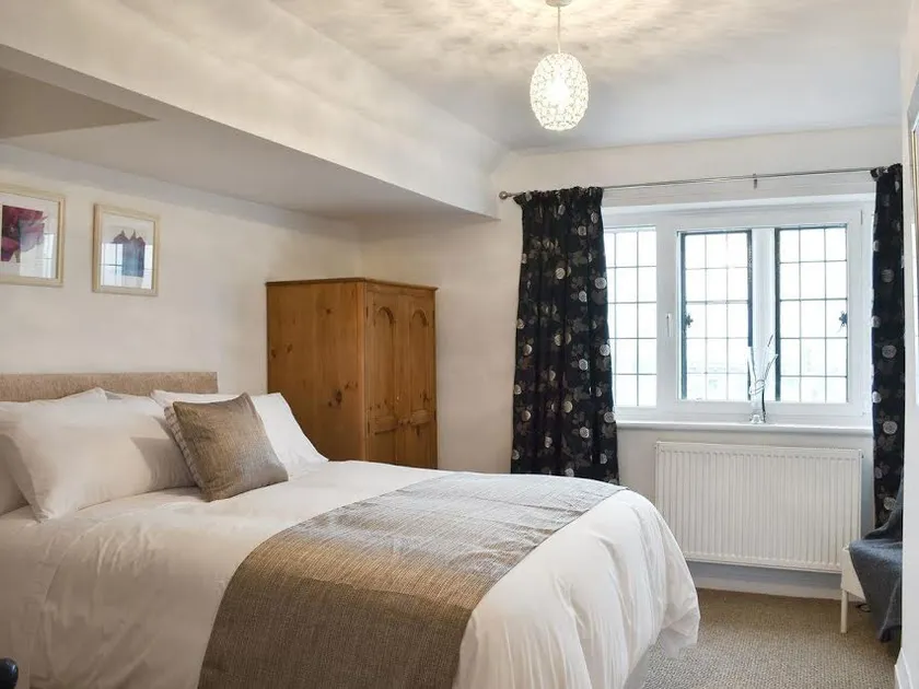 The Rafters Bank House Stunning Apartment - Image 1