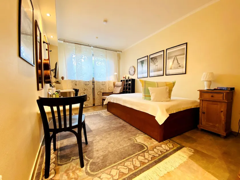 Studio apartment for 1 person - Bremen city center - Image 1