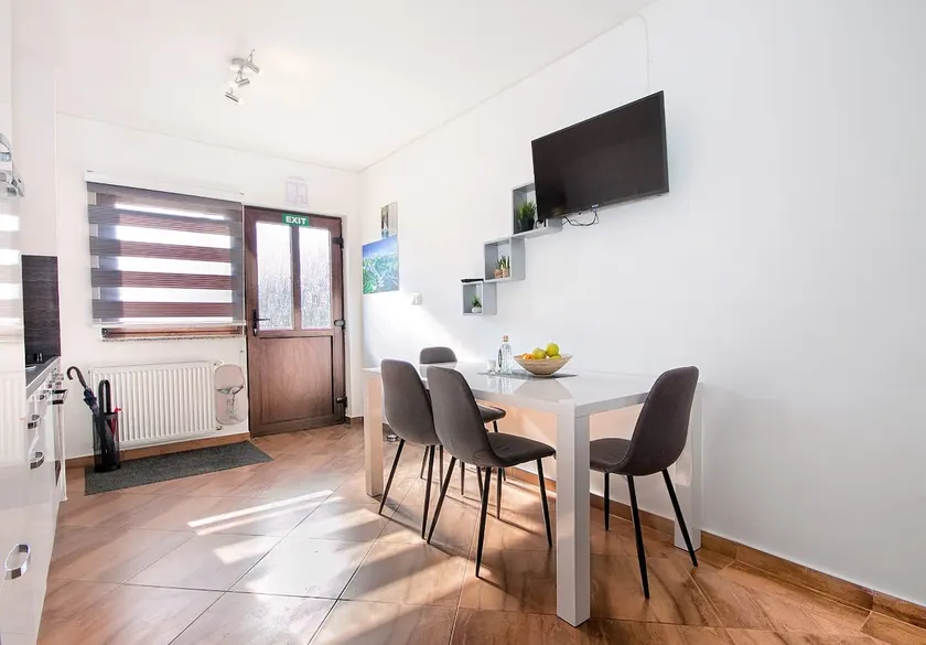 Apartments Escape for2! - Image 1