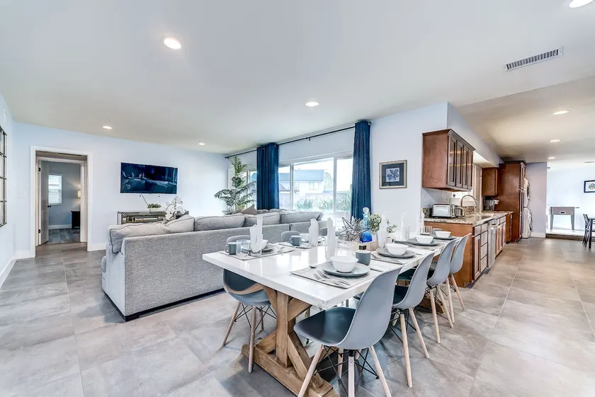 Splash & Soak Near Disney. Sleeps 16! - Image 1