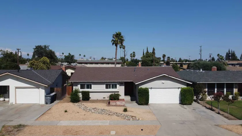 Valley oasis vacation home - Image 1