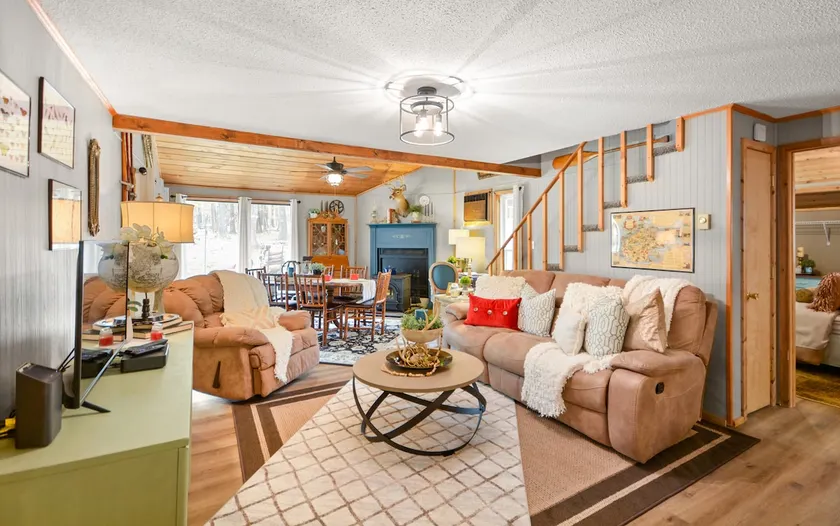 Cedar Loft at The Woods-Vintage Chic Cabin Retreat with Amenities Access - Image 1