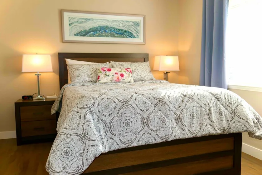 Safe, convenient home to SF & Napa Valley wineries - Image 1
