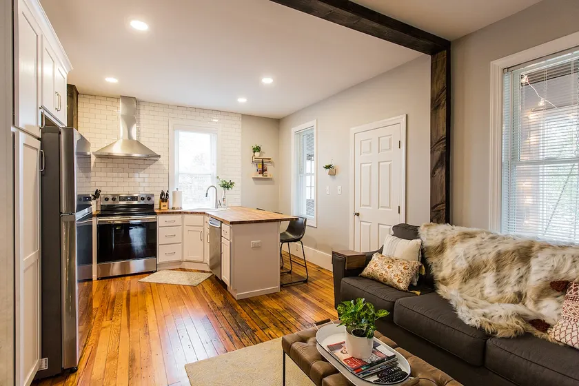 Lancaster Charm Meets Modern Elegance- 3 Bedroom - Image 1