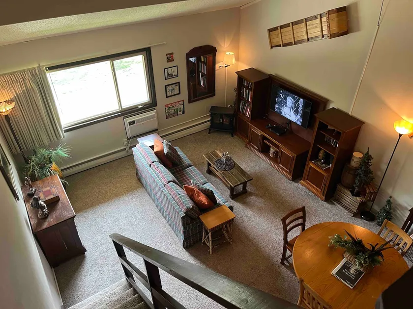 Ski Lodge Condo Across from Big Powderhorn, nær Copper Peak, Black River Harbour - Image 1