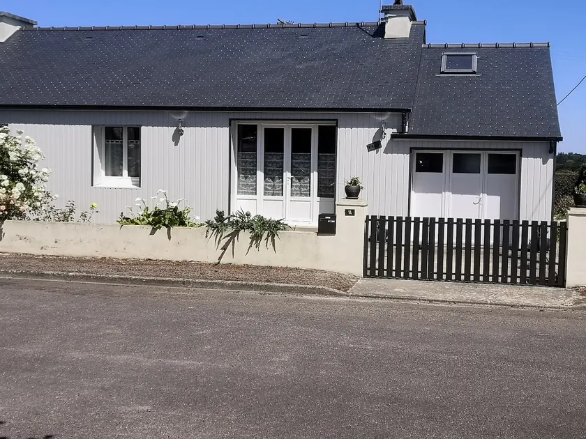 House near beaches, garden, chickens, and fresh eggs - Image 1
