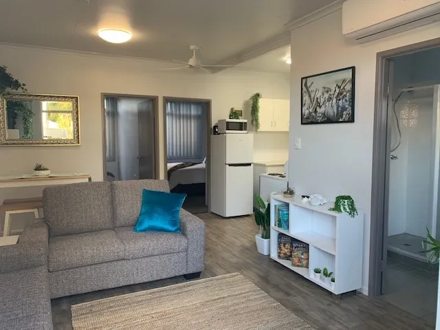 Listen to the Ocean, Slade Point Courtyard Unit - Image 1