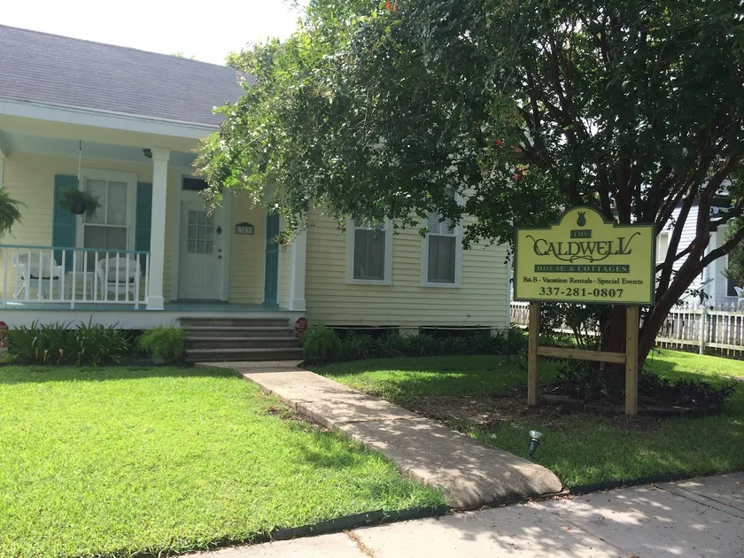 2BR, 2Bth Caldwell Cottage sleeps 6 - Image 1
