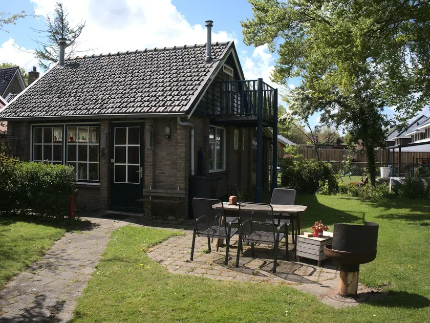 Small cute holliday home - Image 1