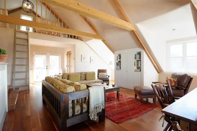 Light Airy Spacious Retreat Between Santa Fe Taos - Image 1