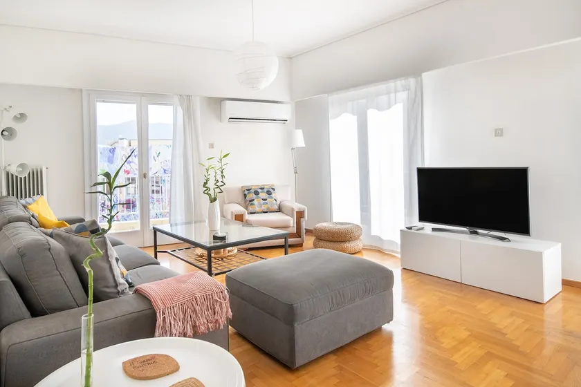 The HostMaster Cozy Central Apartment - Image 1