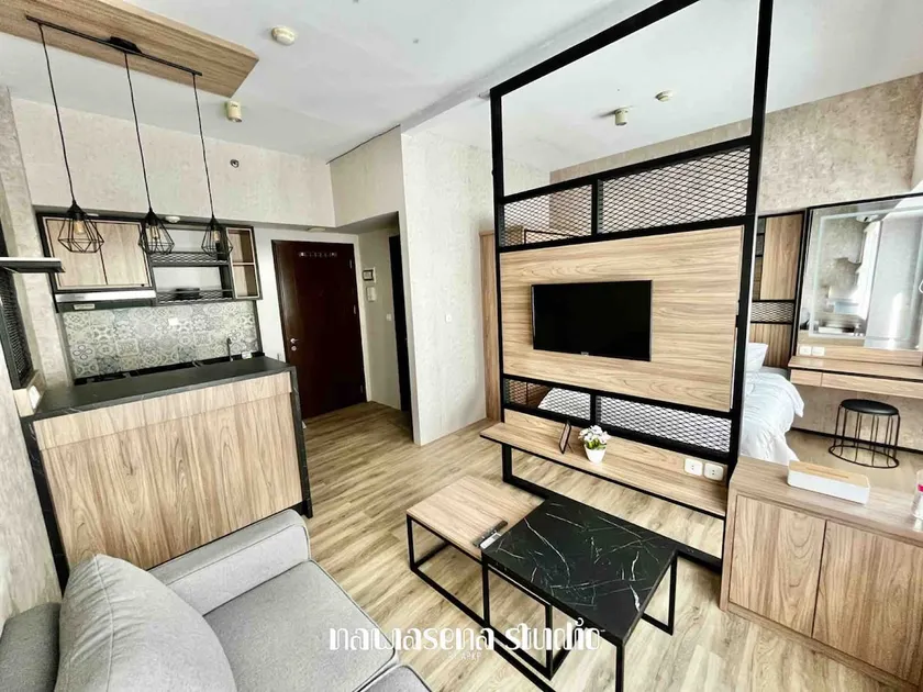 Nawasena Studio at Solo Paragon Apartment - Image 1