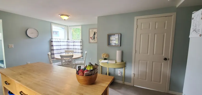 Bungalow On Waldo - Image 1