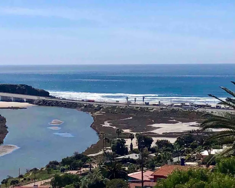 Casa de Las Vistas… Ocean, Estuary, & Mountain Views - Image 1