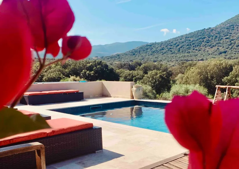 Villa for rent 5 minutes from the beach by car - Image 1