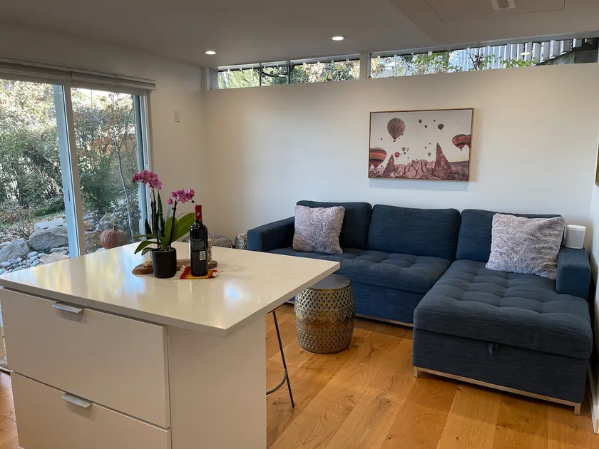 Cute 1 BR Mount Olympus Apartment with a View! - Image 1