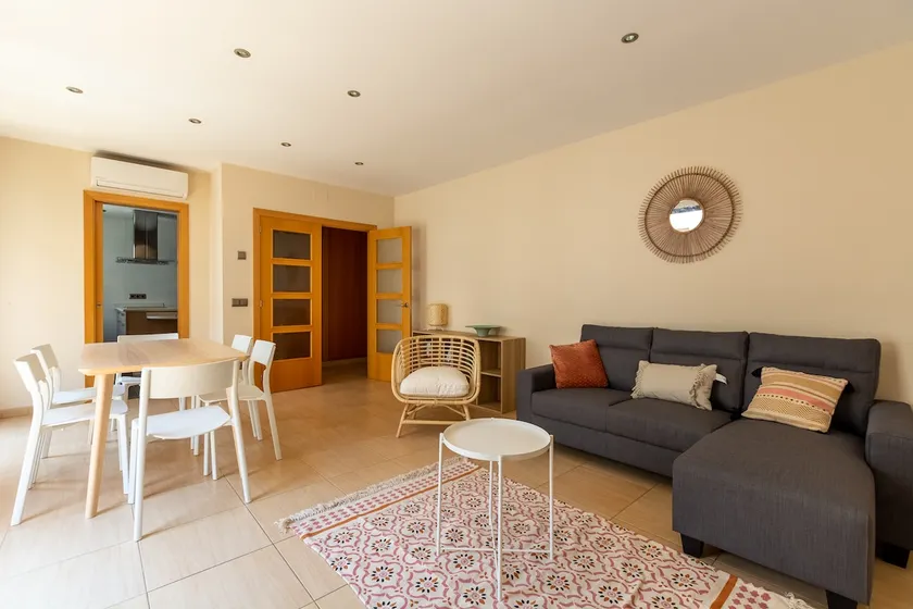 ★ CoastalVillas - Apt Lluna, ★ parking & AC - Image 1
