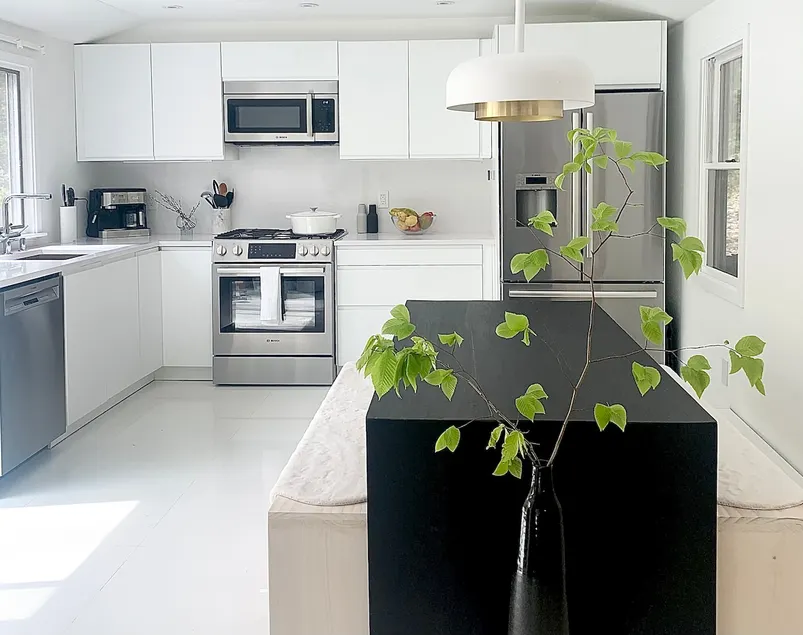 ENTER HOME - Minimalistic style warm & inviting - Image 1