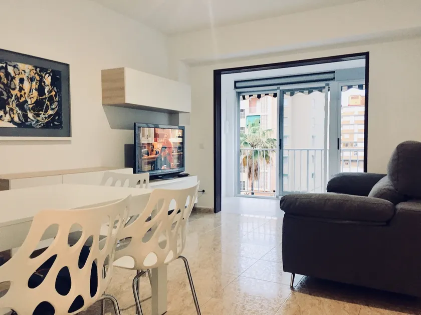 Apartment on Gandia beach with a swimming pool and parking - Image 1