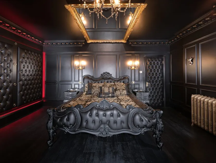 Southamptons Only Private Sexy Boutique Apartment - Image 1