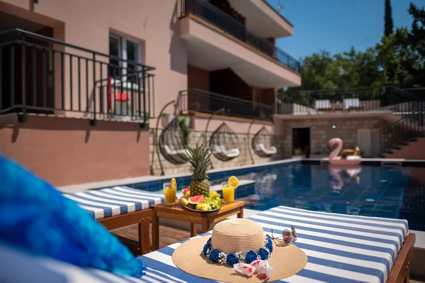 Providenca Villa | Serene Getaway, King Bed, Pool! - Image 1