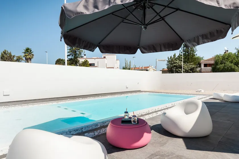 Leonida's Home - Shared Pool, Jacuzzi and beach 150mt - Image 1