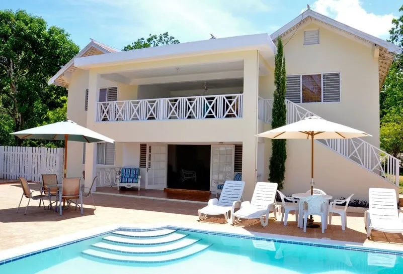 The beautuful Butterfly Villa situated in the exclusive Silver Sands estate - Image 1