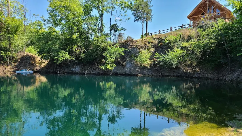 Little  House  On  The  Quarry - Image 1