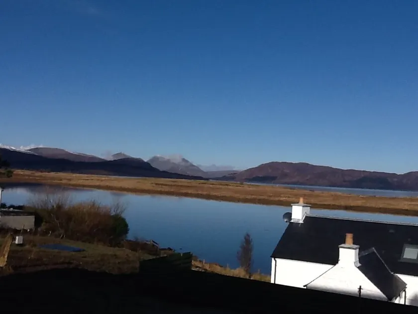 Tidal Cottage On The Shore Isle of Skye - Image 1