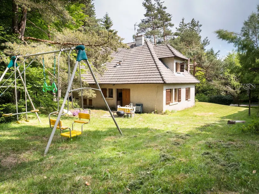 Superb country house in the mountains - Image 1